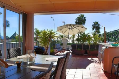 Apartamento En Primera Linea De Playa Nerja Extérieur photo