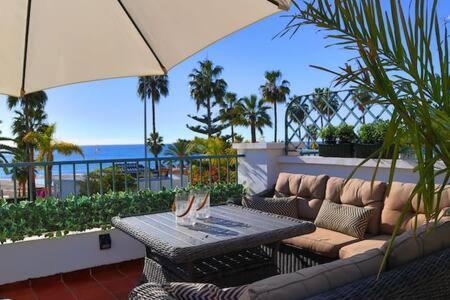 Apartamento En Primera Linea De Playa Nerja Extérieur photo