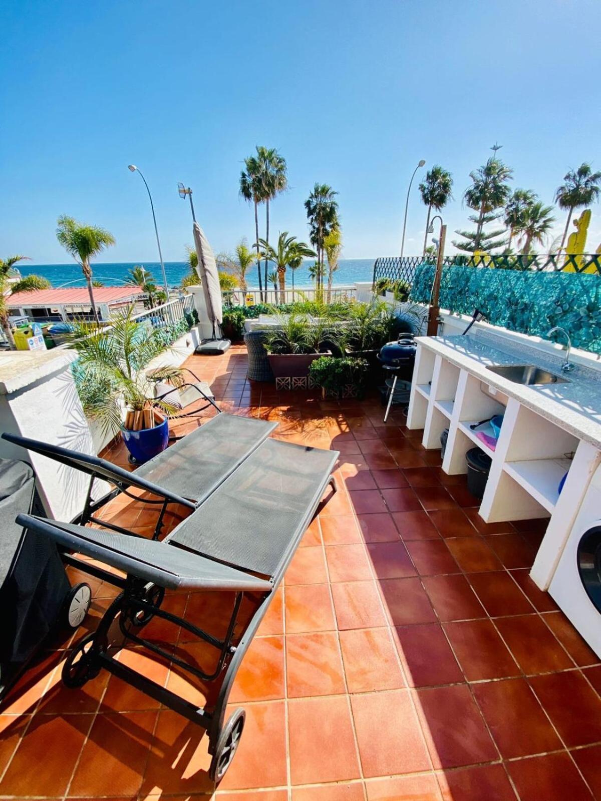 Apartamento En Primera Linea De Playa Nerja Extérieur photo